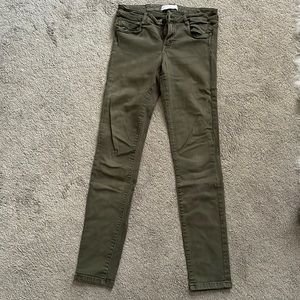 Zara - stretchy low-rise olive green jeggings